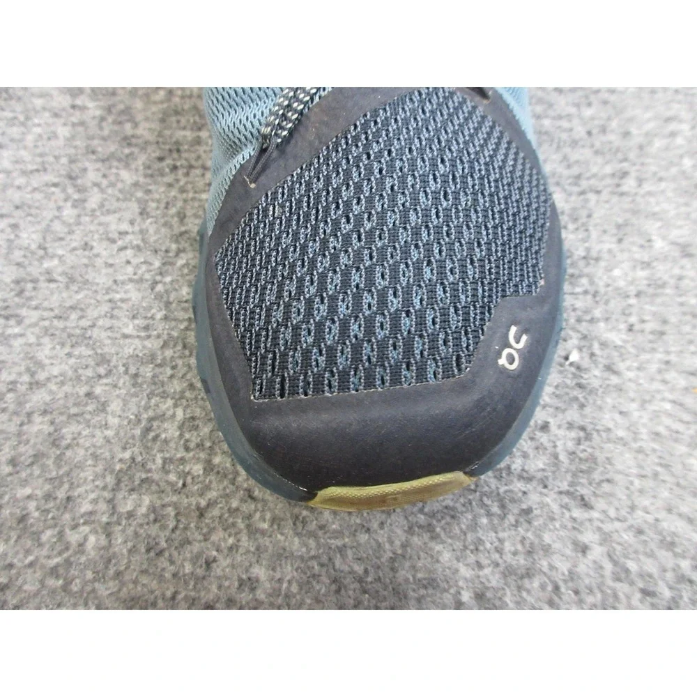 On Cloud Shoes Womens Size 10 Helion Swiss Engineering Running Sneakers Trainers